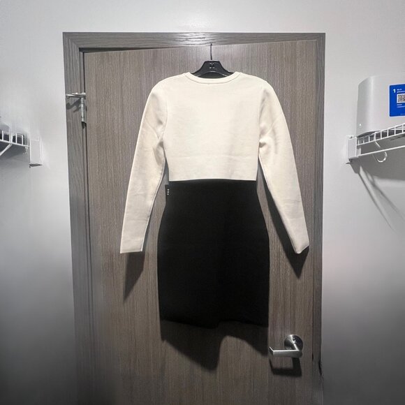 Express Body Contour Dress size Medium - Picture 2 of 5